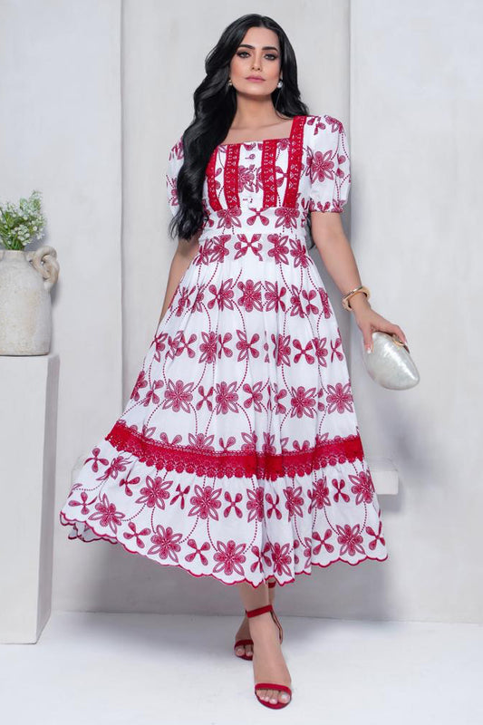 Vestido Bordado Flor de Esparavel