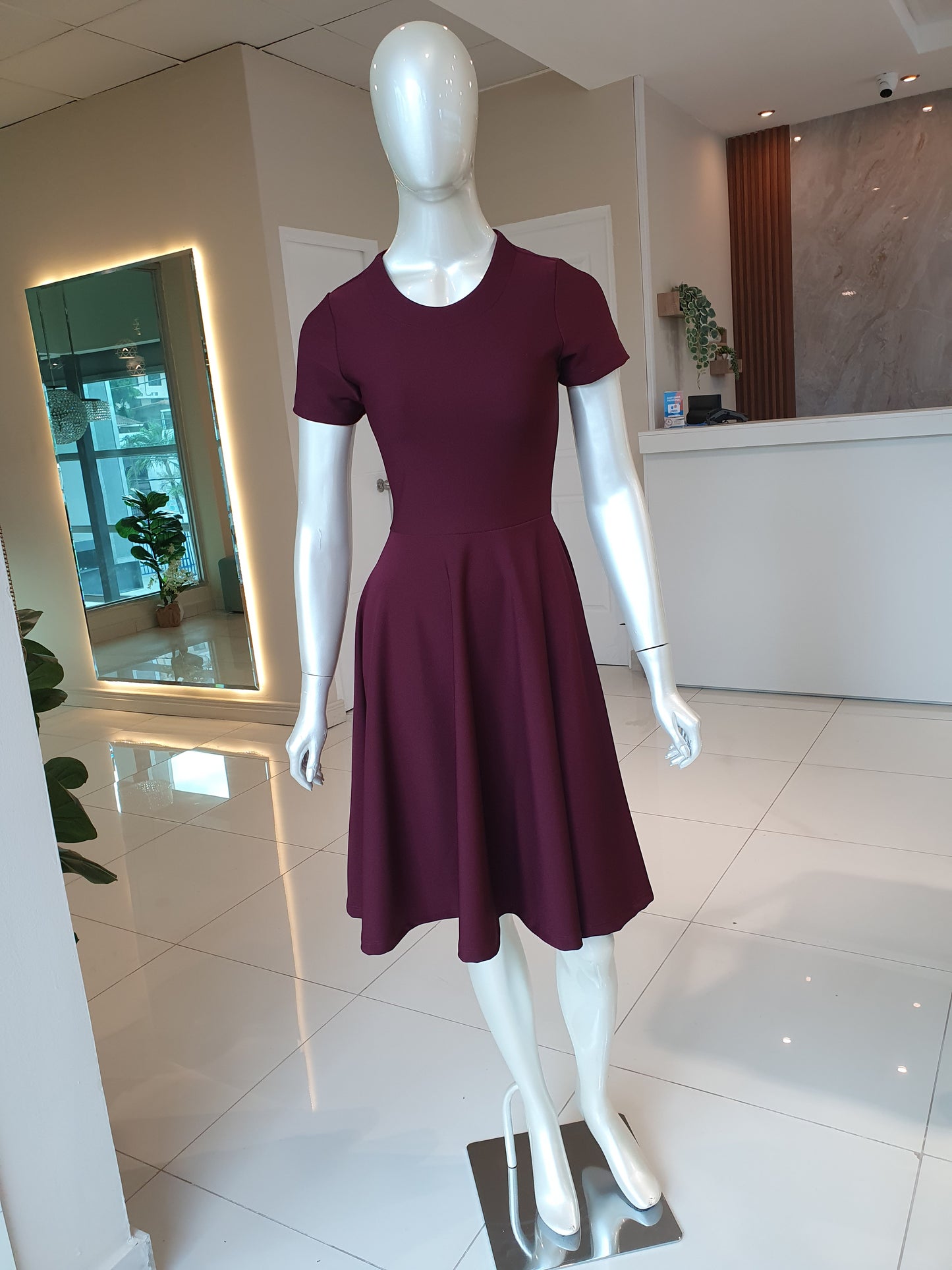 Vestido Acampanado Rojo Vino