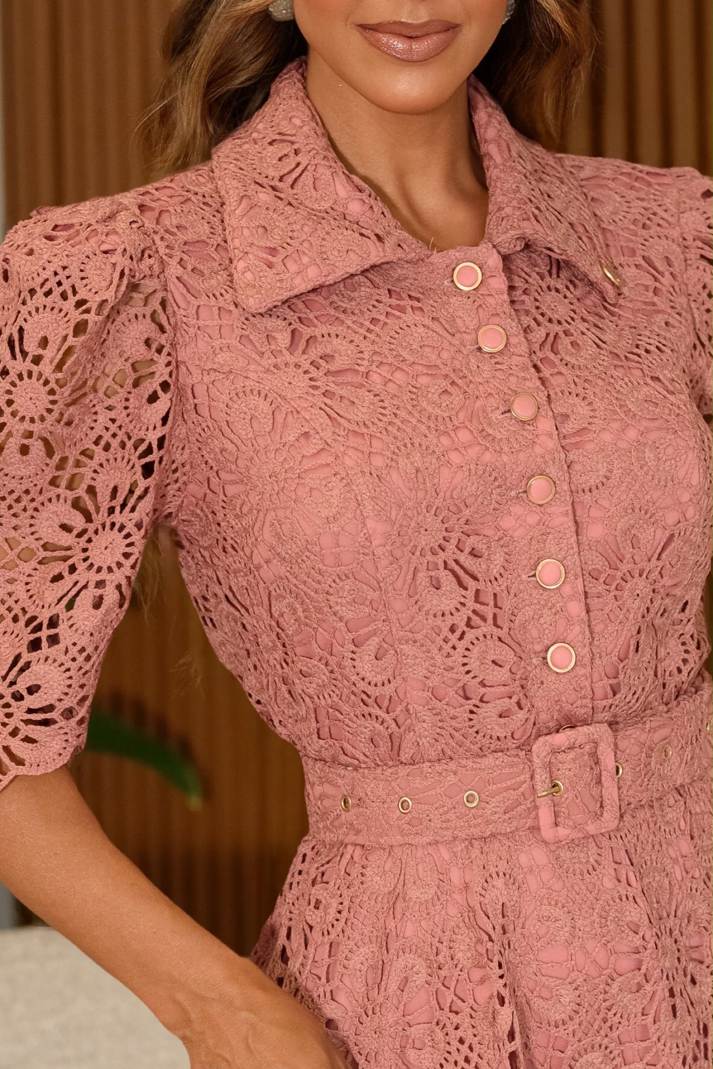Vestido Couture de Crochét Rosa Malva