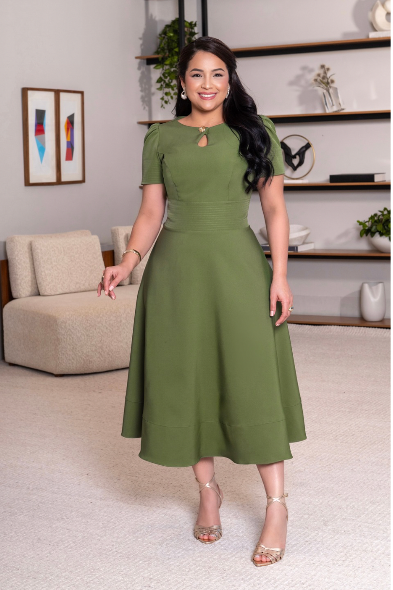 Vestido Valeria | Acampanado Verde Oliva