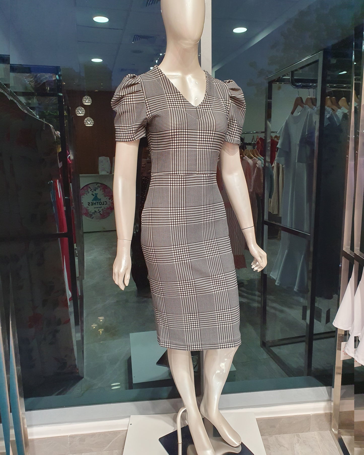 Vestido Midi Houndstooth